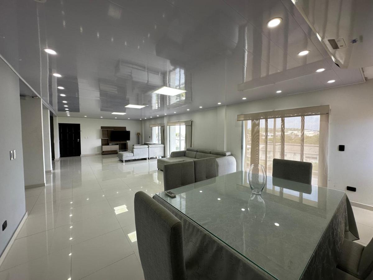 Apartment Jhonny Cay Collection
