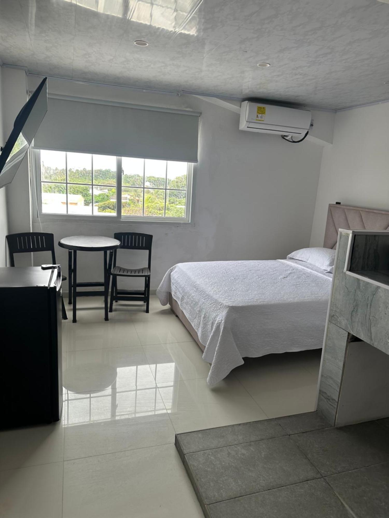 Apartment Jhonny Cay Collection